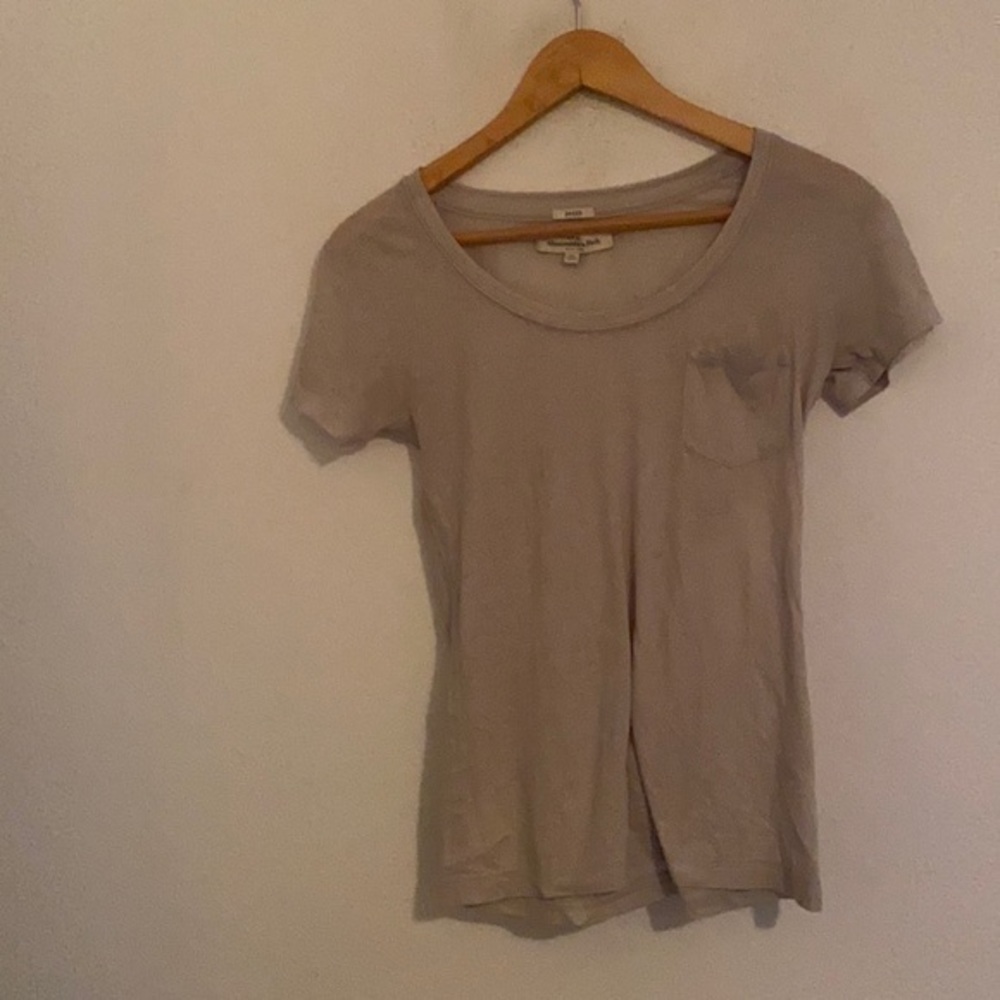 ABERCROMBIE & FITCH SHEER TAN SHORT SLEEVE SHIRTXS